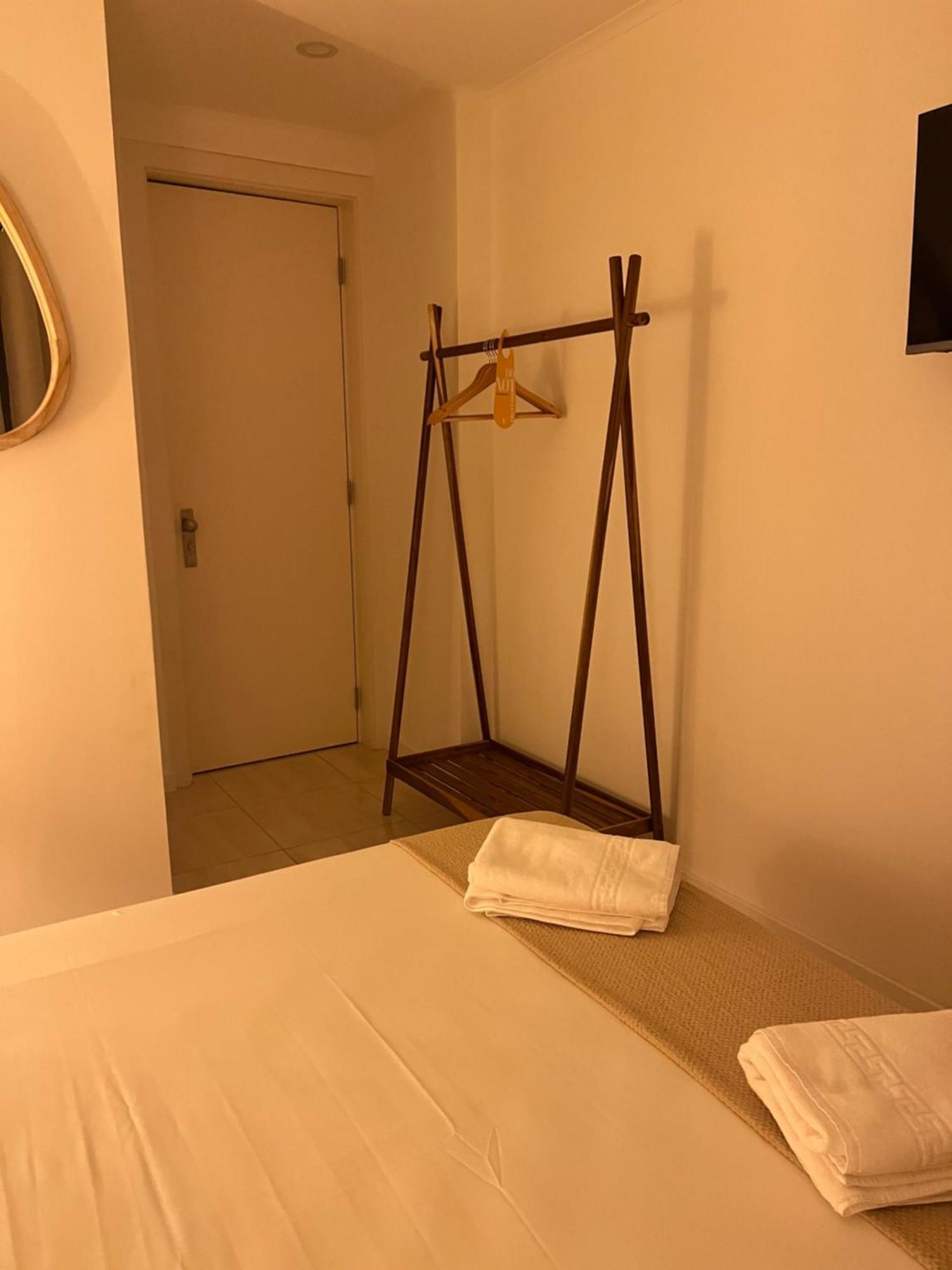 4U Lisbon VI Guesthouse Airport Exteriör bild