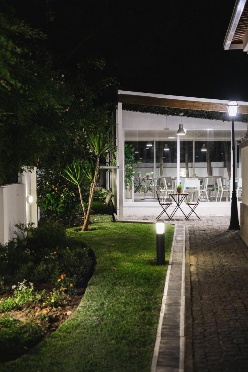 4U Lisbon VI Guesthouse Airport Exteriör bild
